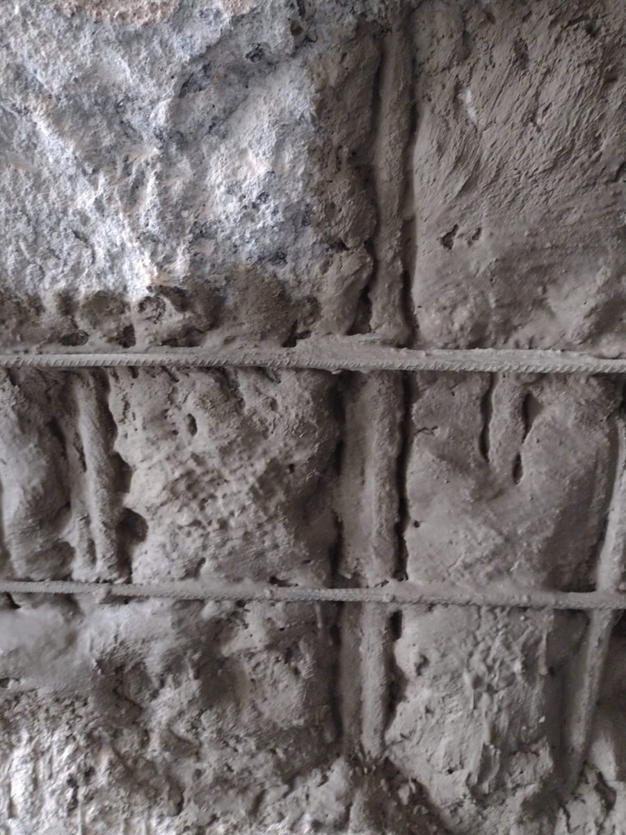 Detalhe da ferragem de reforço